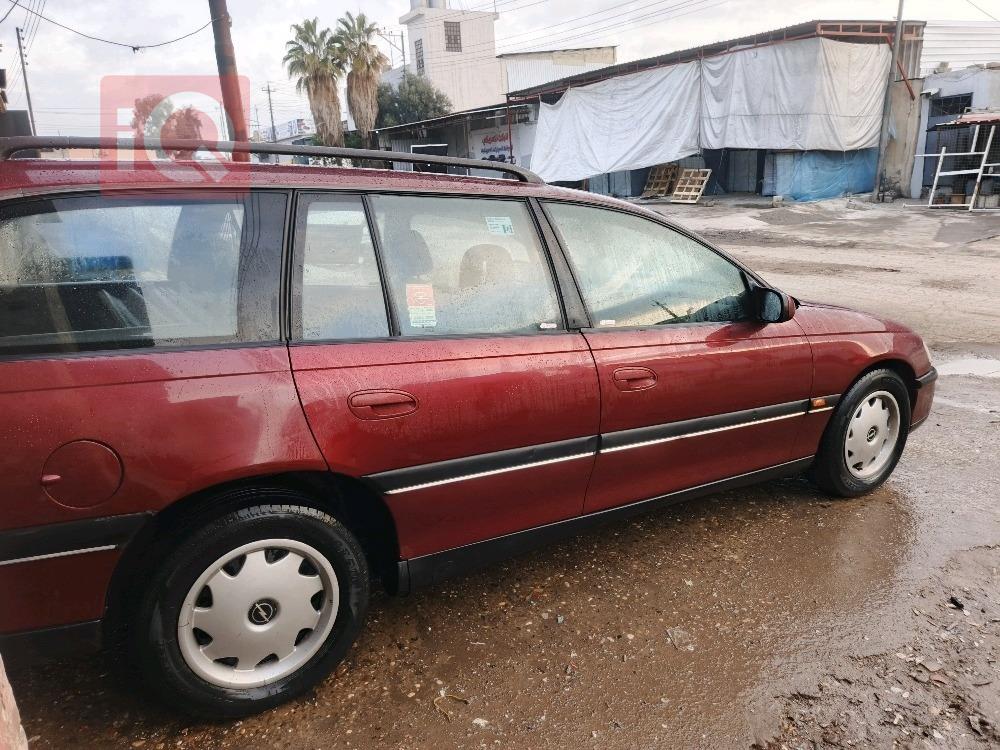 اوبل أوميغا